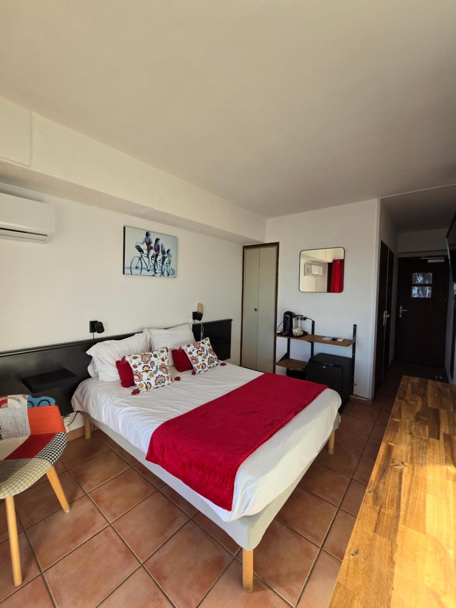 Hotel Chanteplage Saint-Cyr-sur-Mer Luaran gambar