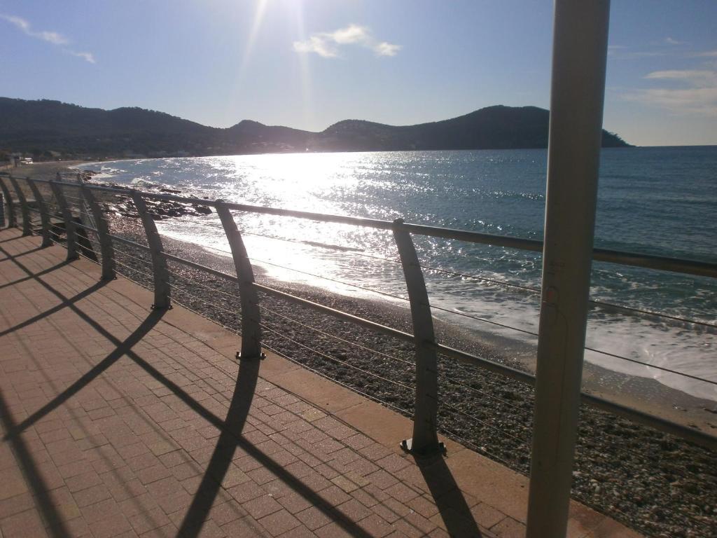 Hotel Chanteplage Saint-Cyr-sur-Mer Luaran gambar