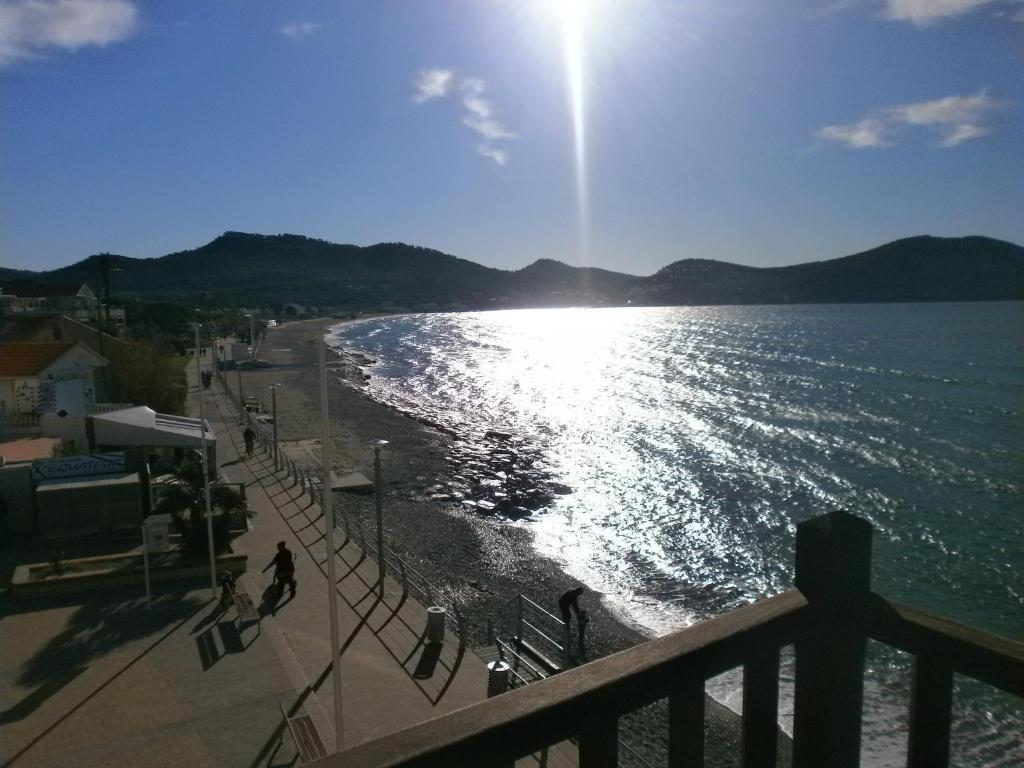 Hotel Chanteplage Saint-Cyr-sur-Mer Bilik gambar